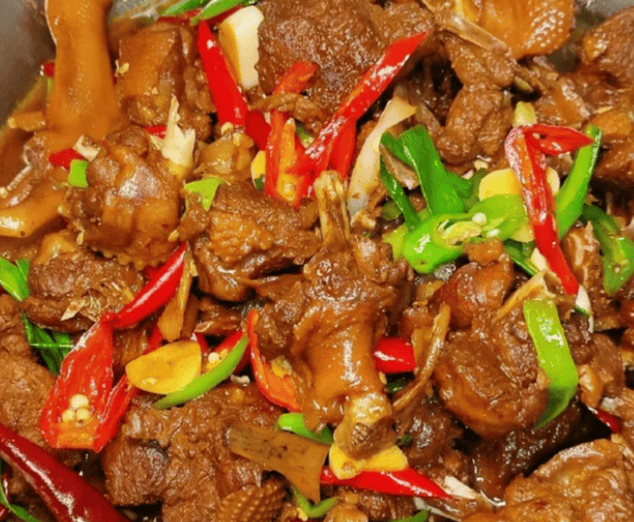 巧用啤酒焖鸭肉！去腥增香，一菜两吃滋味十足