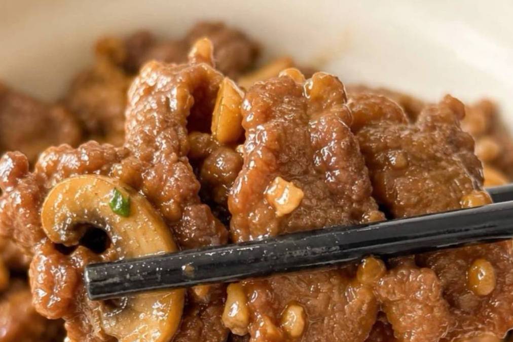 牛肉别总爆炒了！和这“山珍”一搭，嫩滑多汁，米饭遭了殃！