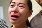 原创喂完娃饭桌上的菜都没了，90后宝妈情绪崩溃，老公：你再去做一些