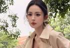 古力娜扎穿卡其色风衣又美又飒 尽显优雅贵气的复古氛围感