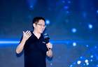 人大演讲“失控”事件后续：张小龙从粉笔辞职