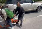 孩子车内呕吐引发500元清洁费纠纷，网约车司机被指尾随、滋扰乘客 平台客服回应