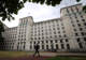 英媒：垃圾站惊现英军高度敏感机密文件，英国防部高层介入调查