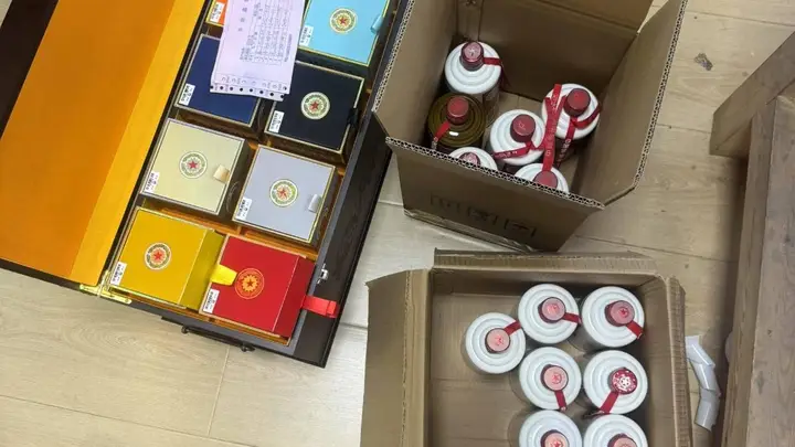 长沙万邦名酒回收商行科普 不同品类名酒回收定价标准差异解析