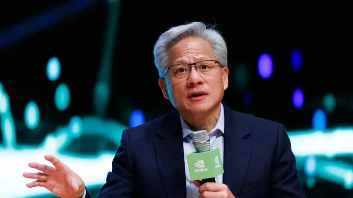 5000亿美元涌向算力:英伟达想要给AI装上金融杠杆