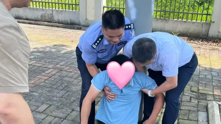 街头“多看一眼”救下昏迷司机,长沙这位民警获网友点赞|26℃
