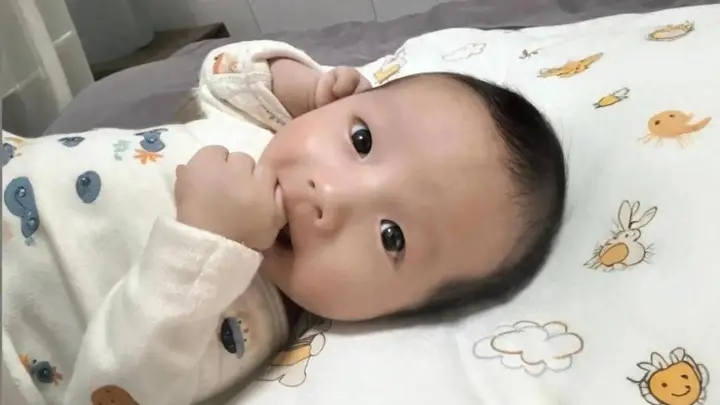 “开口早”的孩子聪明,还是“说话晚”的娃智商高?看完涨知识 !