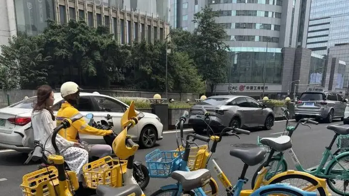 起步价逼近2元,共享单车集体涨价