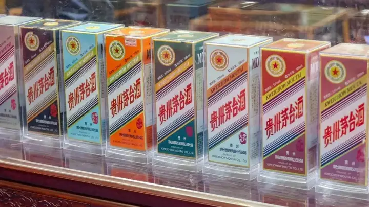 茅台提价100元 白酒板块集体上涨