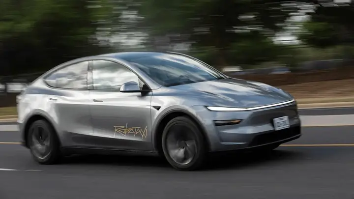 特斯拉Robotaxi自动驾驶出租车服务登陆美国奥兰多和坦帕