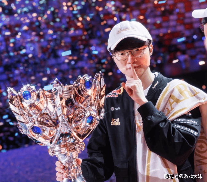 韩媒统计LOL选手奖金榜，仅有两人超百万美元，faker断层式领先