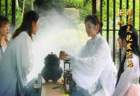 陆羽在此写茶经，今人来此赴千年茶宴