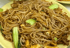 九江炒粉，干香劲道配料丰富，赣地街头烟火满满的饱腹小吃