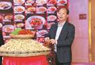 中国日报看湖南|湘菜大师张小春:守一坛晒菜,留住人间“太阳味”