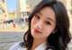 杨紫晒米兰街头自拍照 化身雀斑少女活泼又可爱