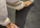 “感觉已经闻到臭味了！”YSL新款男士水晶鞋遭吐槽，网友：脚臭可视化了……