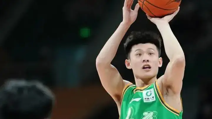 祝铭震体检后将完成转会 王岚嵚加盟山东需辽宁同意