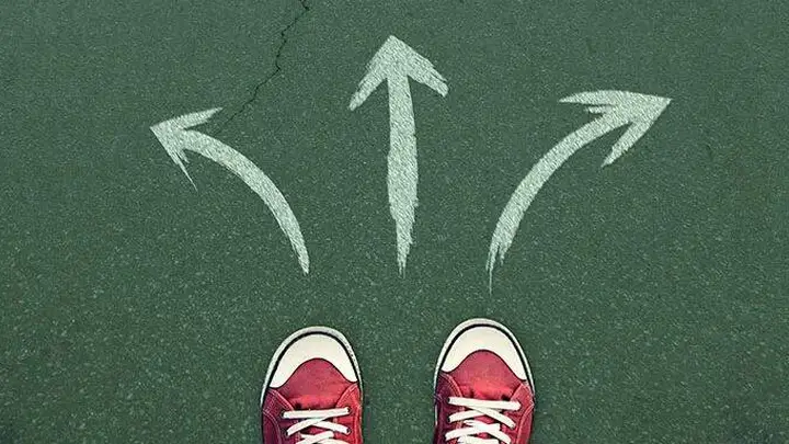 高考志愿课程,赚的是背锅钱