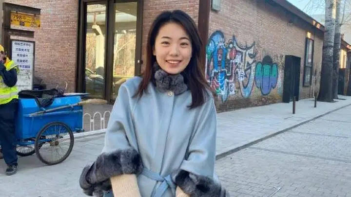 “天才少女”蒋方舟人设崩塌:成名之路充满争议 致歉无法服众
