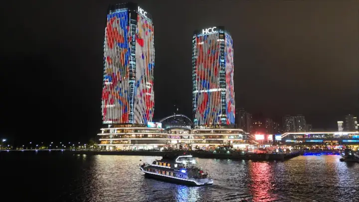2026带孩子去三亚必看：身份证vs户口本，到底该带哪个？