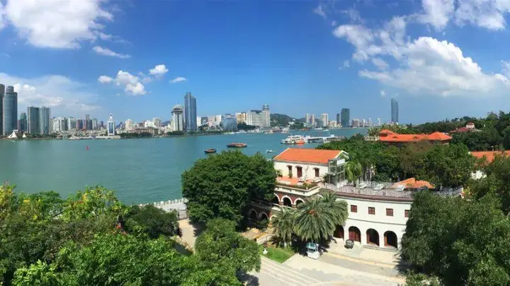 厦门纯玩地接安全合规指南：资质核验与全场景保障攻略