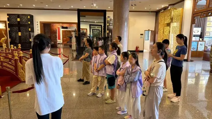 探秘紫檀宫 解锁千年榫卯密码：亲子体验活动回顾