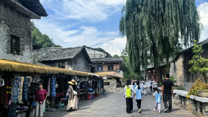 天龙屯堡景区:古韵绵长引客来 多元业态旺暑期