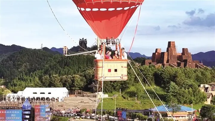 “一张名片”引领康养旅居持续出圈 ——六盘水依托“中国凉都”IP构建全域旅居产业新格局