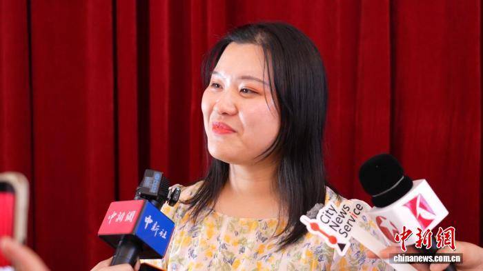 台湾青年上海寻“曲”：未来要到大陆传承戏曲文化