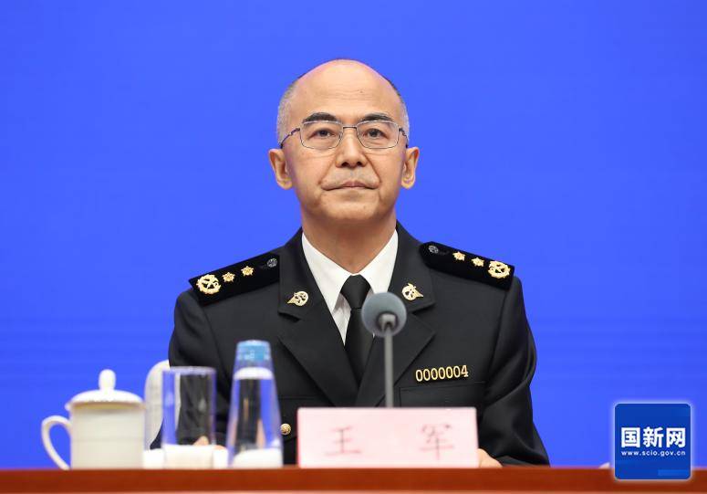 稳居全球货物贸易第一大国地位！海关总署：上半年，我国进出口规模历史同期首次突破25万亿元