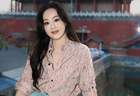 62岁章小蕙穿搭秘诀：印花衬衫和连衣裙这样穿才高级洋气