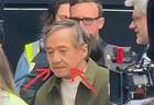 72岁成龙现身追思场合 送别十余位好友 缅怀时刻引众人关注