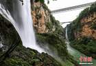 贵州兴义马岭河峡谷：雄奇险秀的自然画卷
