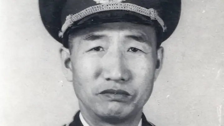 1950年甘肃土改，被判死刑的地主行刑前大喊：我救过徐向前的命