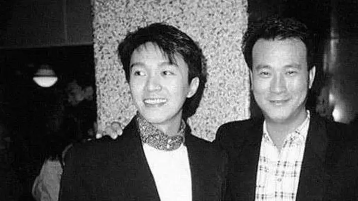 称周星驰“无儿无女、没有朋友、出门鬼鬼祟祟”,李修贤道歉