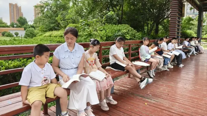 菏泽早读点遍地开花,掀起暑期读书热