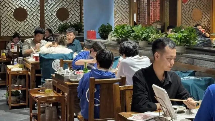 2026必吃榜揭晓:东城区32家餐厅入选,9家首次上榜