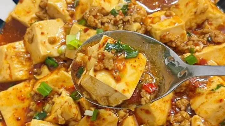 麻婆豆腐够不够下饭,底料很关键,教你餐馆不外传的配比,麻辣嫩滑