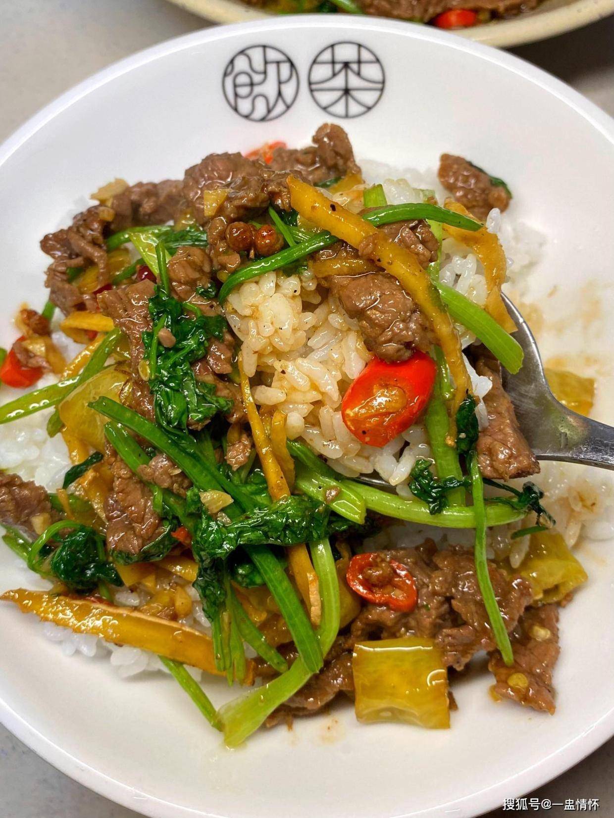 家里每次做这3道菜米饭就不够吃，口感丰富又入味，太下饭了