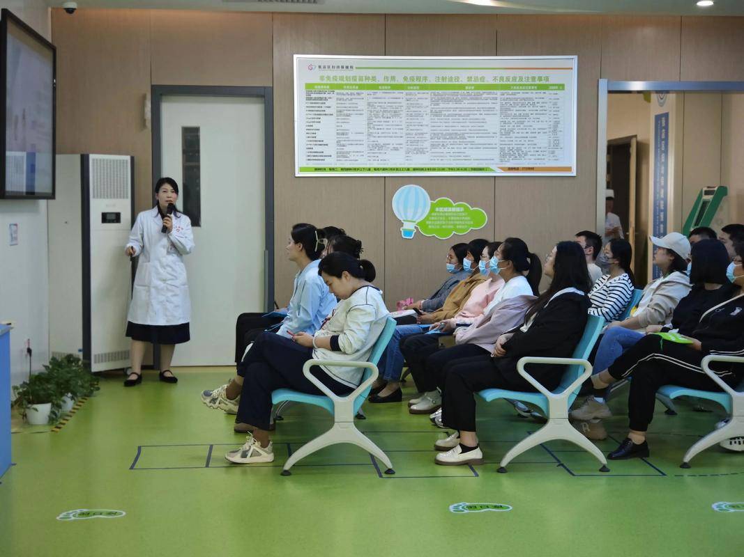 顺产太痛，剖腹产又快又安全？医生告诉你真相，没这么简单，能顺不要剖