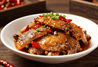 四川回锅肉：豆瓣酱+蒜苗，肥而不腻，下饭的“灵魂”！