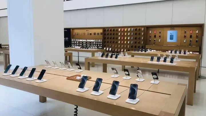 苹果Mac、iPad都涨价了，iPhone为什么还没涨价？