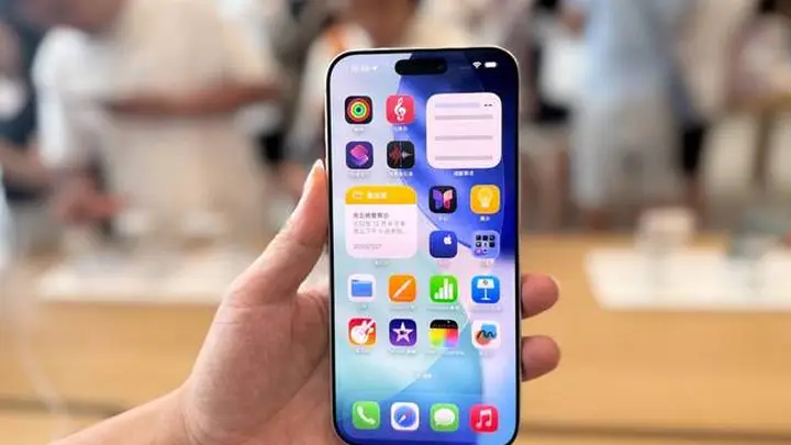 内存涨价,苹果全线提价唯独iPhone不动?库克这步棋你看懂了吗