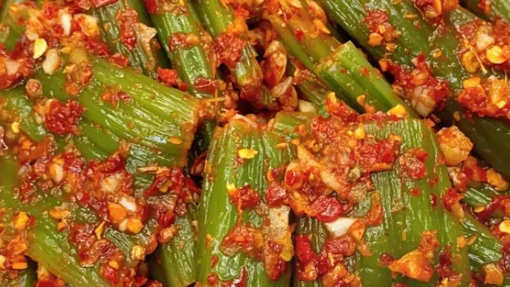 赣乡秋冬传统小菜,腌菜梗一口酸辣唤醒味蕾