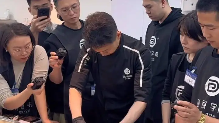 美式披萨创业课8月份班次开始招生!暑期有学习进阶需求的朋友们约起来!