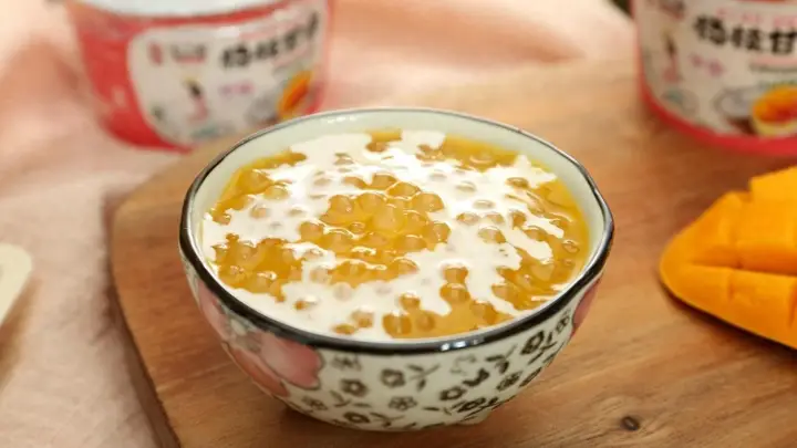 港式餐厅里常见的甜品,一口杨枝甘露,它究竟是什么东西呢?