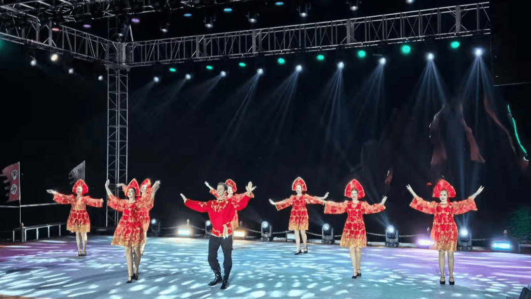 中俄风情沉浸式演艺《连池湖畔·圣水之约》正式与游客见面