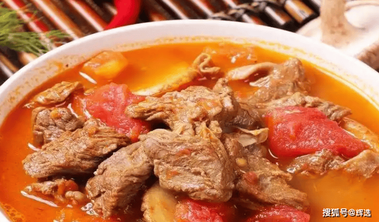 番茄焖牛肉，一道让全家抢着舔盘子的硬菜