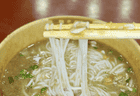 细粉吸饱江河鲜醇,配油条同吃解锁极致早餐风味