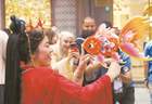 大批欧洲游客来中国避暑 景区门票订单狂飙20倍